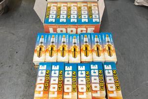 Candele alfa Romeo lodge golden lh2