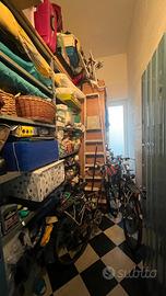 Cantina viale Ansaldo asciutta finestra