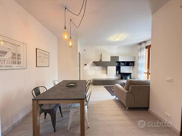 3 LOCALI A DESENZANO DEL GARDA