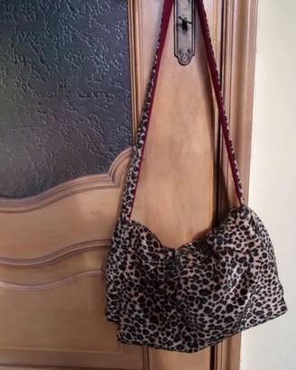 Borsa invernale leopardata velluto cerniera