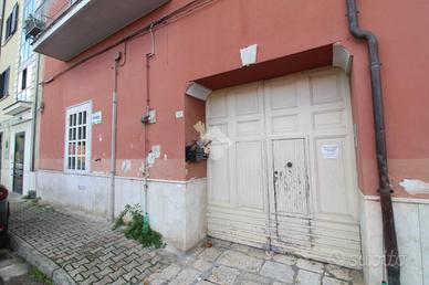 3 LOCALI A CASAGIOVE