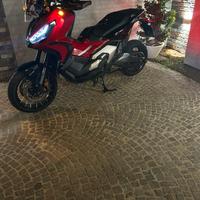 HONDA X-ADV 750 anno 2024 in garanzia honda