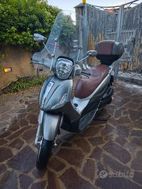 piaggio Beverly 300 cc anno 2019 km 17000