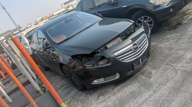 OPEL INSIGNIA 2008-2013 2.0 CDTI 4 Porte