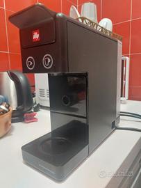 Macchina caffè Illy Iperespresso