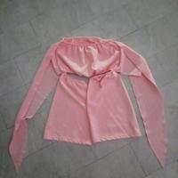 magliette, pantaloni e vestitini