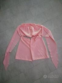 magliette, pantaloni e vestitini