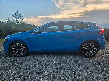 Volvo V40 190cv - riparazione da eseguire