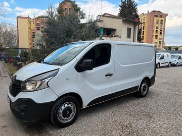 RENAULT TRAFIC 3 POSTI 168.000 km!!!!