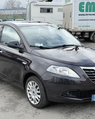 Lancia Ypsilon 1.2 69 CV 5 porte GPL Ecochic Gold
