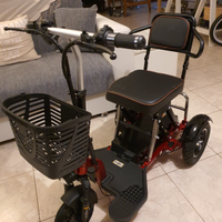 Scooter mobilità ridotta disabili/anziani