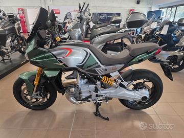 Moto Guzzi V100 VERDE CENTENARIO