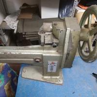 Scarnitrice per cuoio 