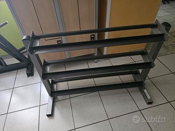 Manubri, bilanciere, pesi, panca, attrezzi rack