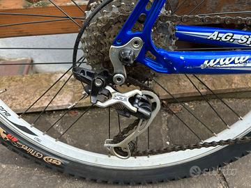 Bici per pezzi di ricambio