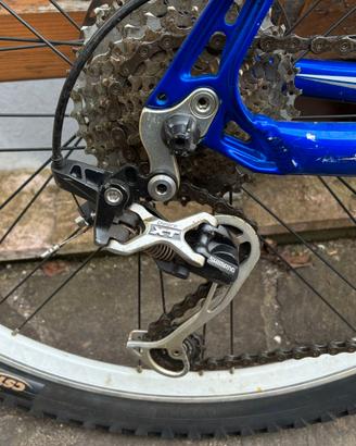 Bici per pezzi di ricambio