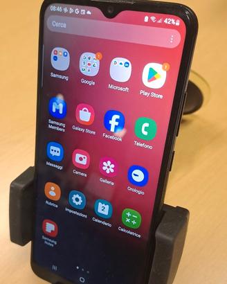 Staffa porta cellulare smartphone per auto