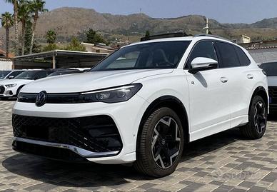 Volkswagen Tiguan R-Line 2.0 TDI 150CV DSG Tetto