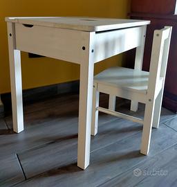 Tavolino IKEA con sedia per bambini