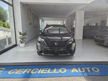 Peugeot 2008 Hybrid 145 e-DCS6 Allure tua da €300,