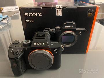 Fotocamera Sony ILCE-7M3 (A7 III), solo corpo