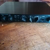 YAMAHA C-2x preamplificatore