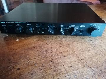 YAMAHA C-2x preamplificatore