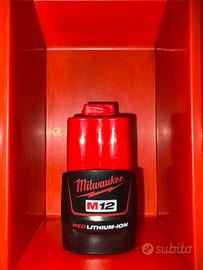 Milwaukee batteria M12