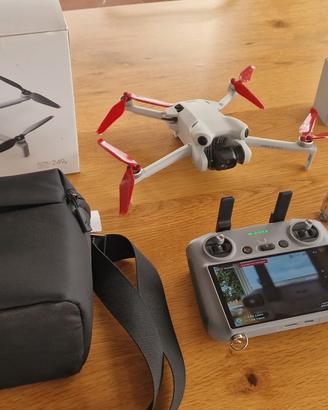 Dji Drone Mini 4 pro fly more combo