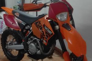 KTM 450 factory del 2007 conservata e targata