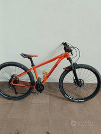 MTB cannondale trail 6