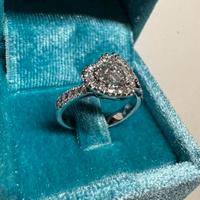 Anello Oro Bianco Diamante Cuore 1ct colore G VS1