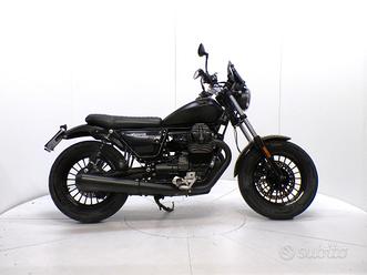 Moto guzzi v9 bobber Vendita in Moto e scooter