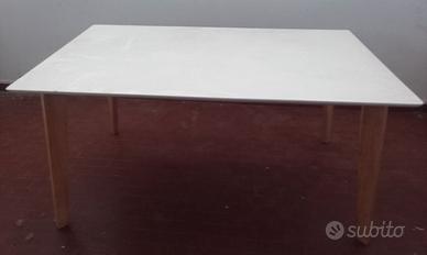Tavolo bianco per cucina o soggiorno 