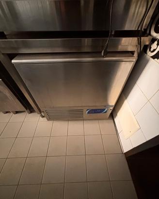 Abbattitore da banco RF50 Cool Head