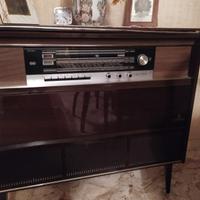 Grundig KS 717 – Mobile stereo radio e giradischi 