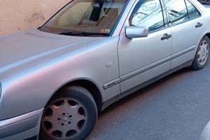 Mercedes E200 kompressor