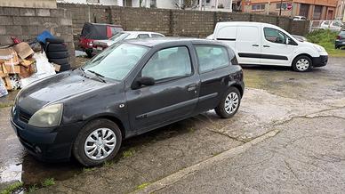 Renault Clio 1.2 16V cat 3 porte Confort Dynamique