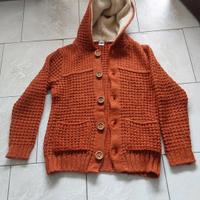 Cardigan da uomo con cappuccio. 