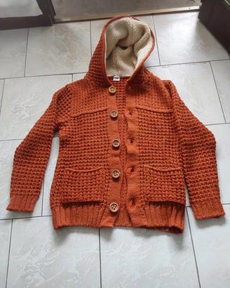 Cardigan da uomo con cappuccio. 