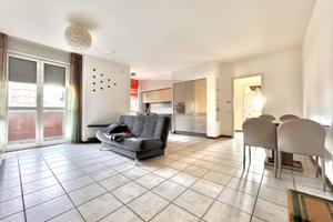 Appartamento Moderno in Centro Città, Biella