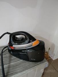 Ferro da stiro con caldaia a Electrolux