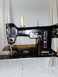 MACCHINA PER CUCIRE NECCHI
