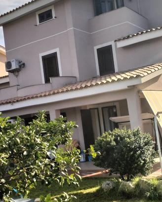 Augusta/Brucoli Villa Bifamiliare Su 3 Livelli
