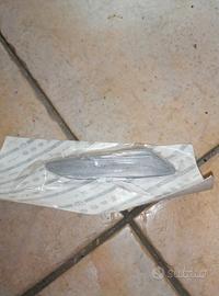 Fanalino Freccia  sx Alfa147/156 lancia Delta Y