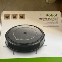 Robot aspirapolvere e lavapavimenti