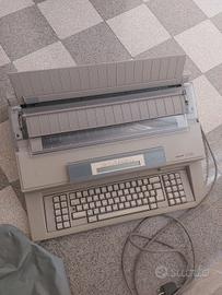 Macchina scrivere vintage usato 