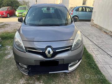 Renault Scenic Scénic 7 POSTI 1.5 dCi 110CV EDC