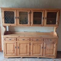 Credenza e cucina 