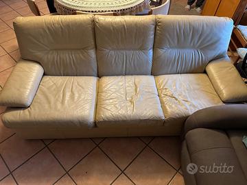 Divano in pelle 3 posti (con consegna)